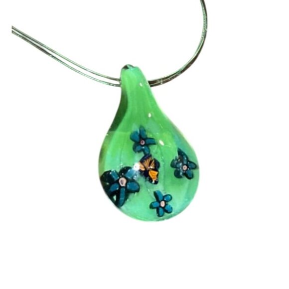 Green Teardrop Art Glass Pendant Necklace Floral Butterfly Design 18" Chain - Picture 2 of 3